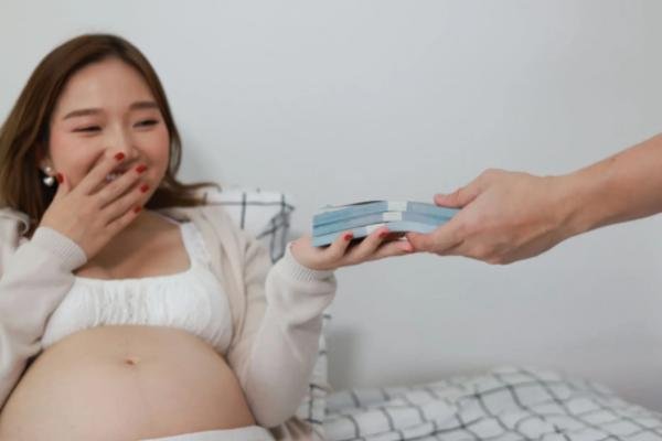 建立孕母激励制度