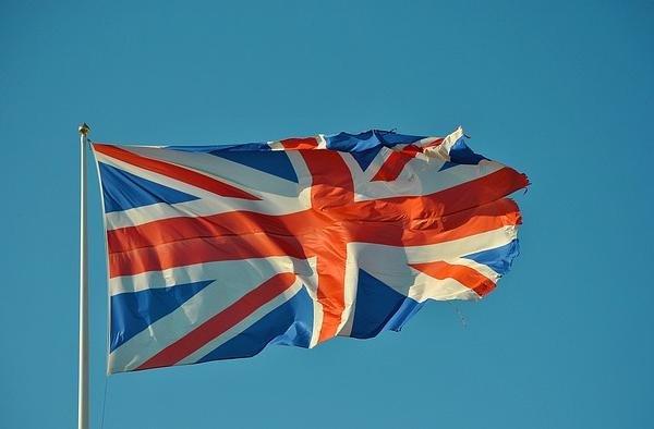 英国代孕需要亲权转移