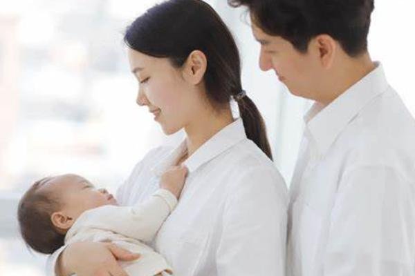 代孕机构的委托家庭协调