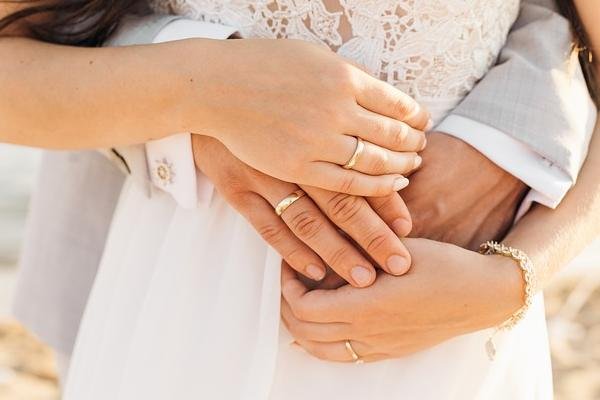 代孕和供卵试管区别